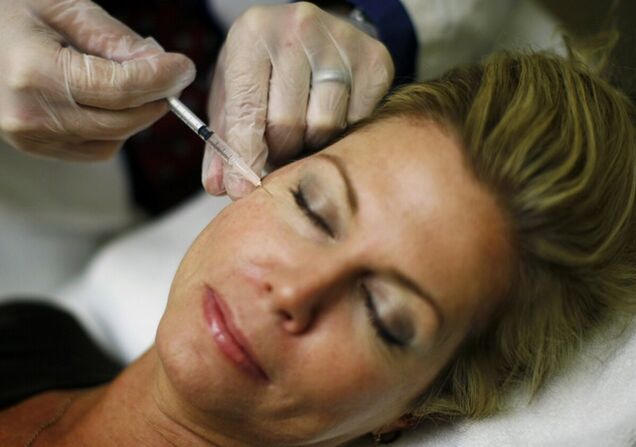 Въвеждането на филъри в кожата на лицето - инжекционен метод за стягане