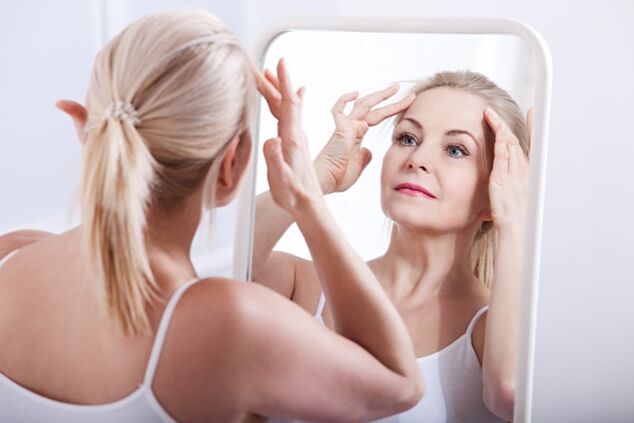 Жената забелязала свързани с възрастта промени в кожата на лицето